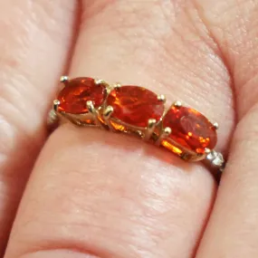 9ct gold fire opal set ring 9ct gold fire opal set ring