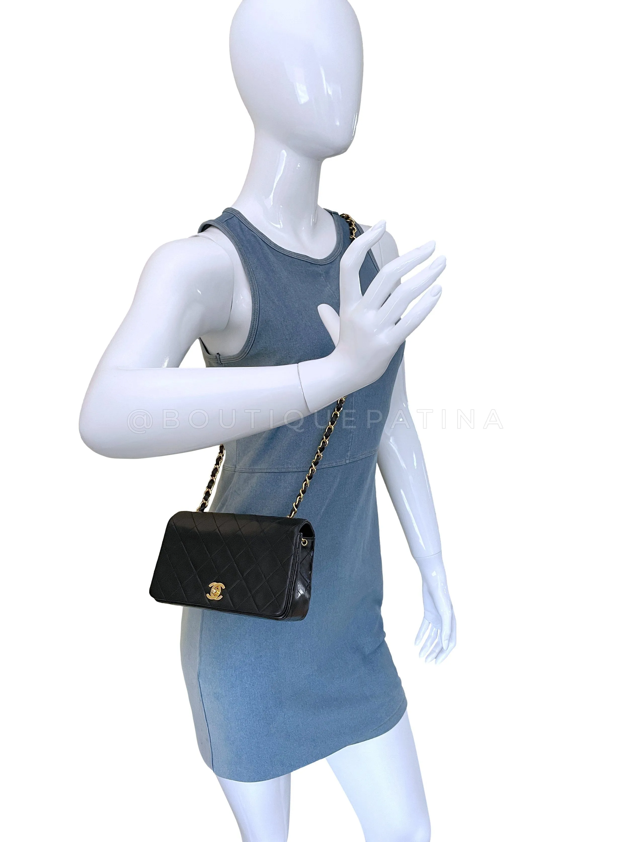 Chanel 1991 Vintage Black Quilted Small Full Flap Bag 24k GHW Lambskin