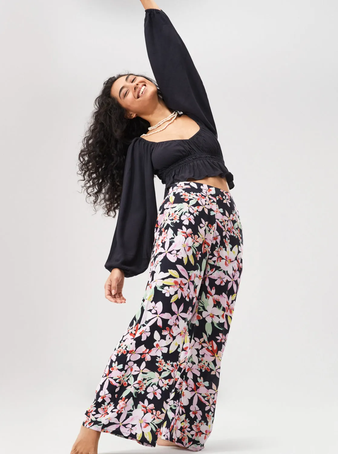 Cool Winds Woven Top Woven Top - Anthracite