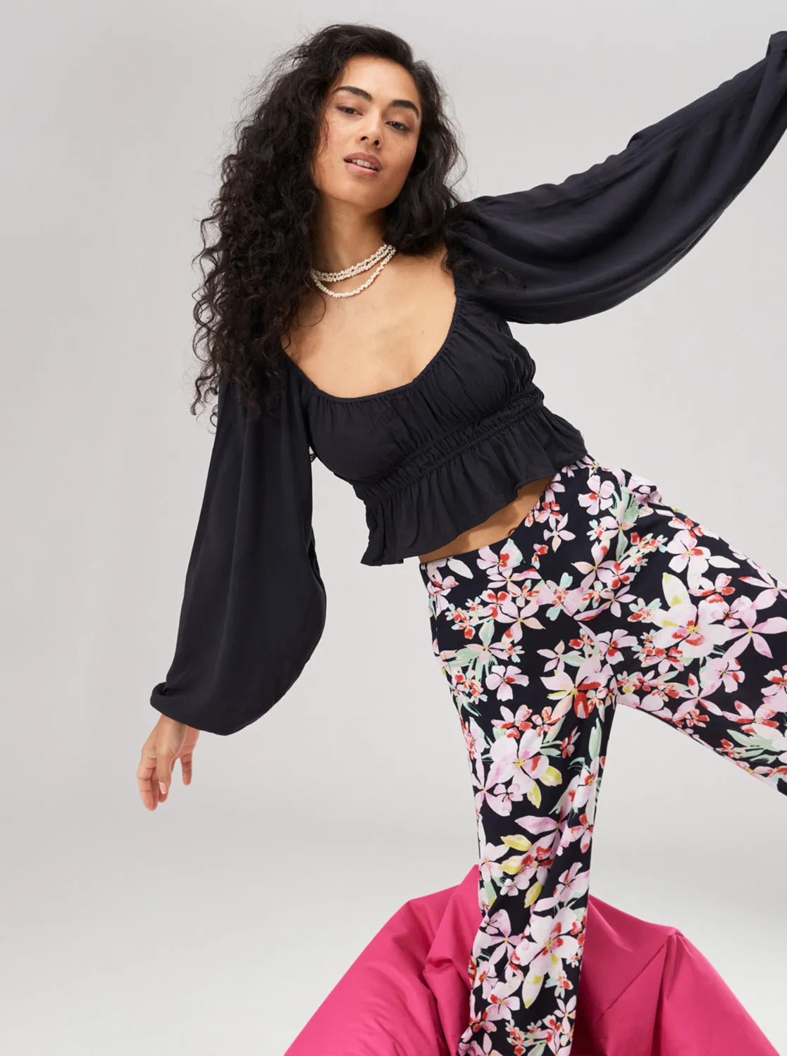 Cool Winds Woven Top Woven Top - Anthracite