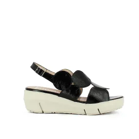 D-8210 - Black D-8210 - Black