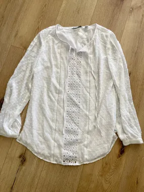 Isaac Mizrahi Live! Swiss Dot Woven Peasant Blouse Bright ***White Size 2 Isaac Mizrahi Live! Swiss Dot Woven Peasant Blouse Bright ***White Size 2
