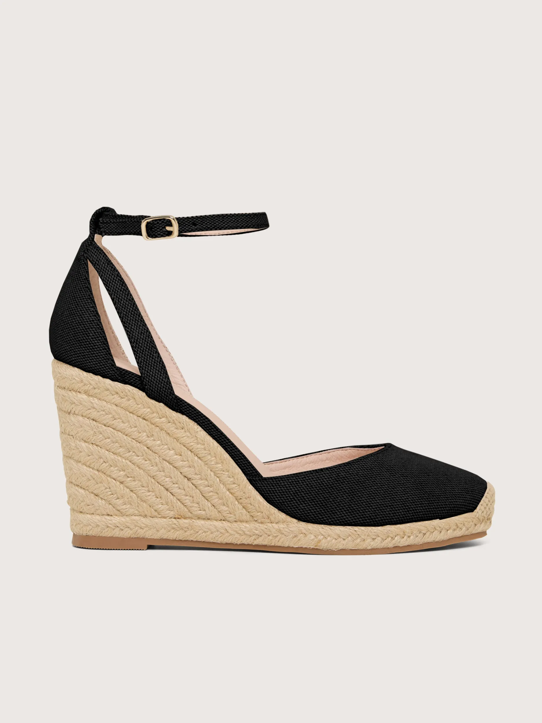Joelle Wedge