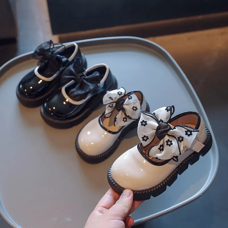 Little Girl's Mary Janes Organza Flower Lovely Trendy Children Princess Shoes Toddler Patent Leather Kids Autumn