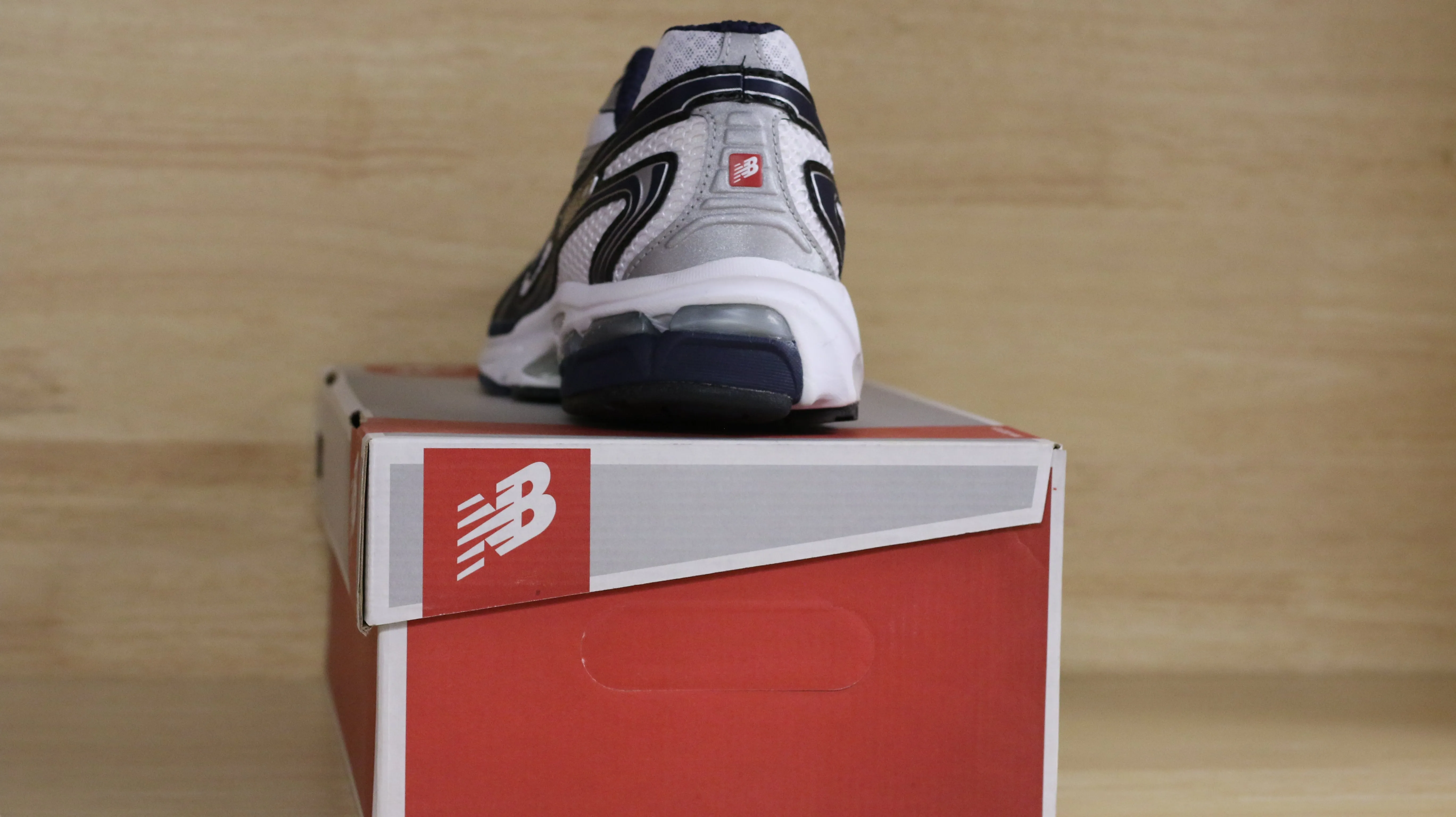 New Balance MR860NS White (men's)