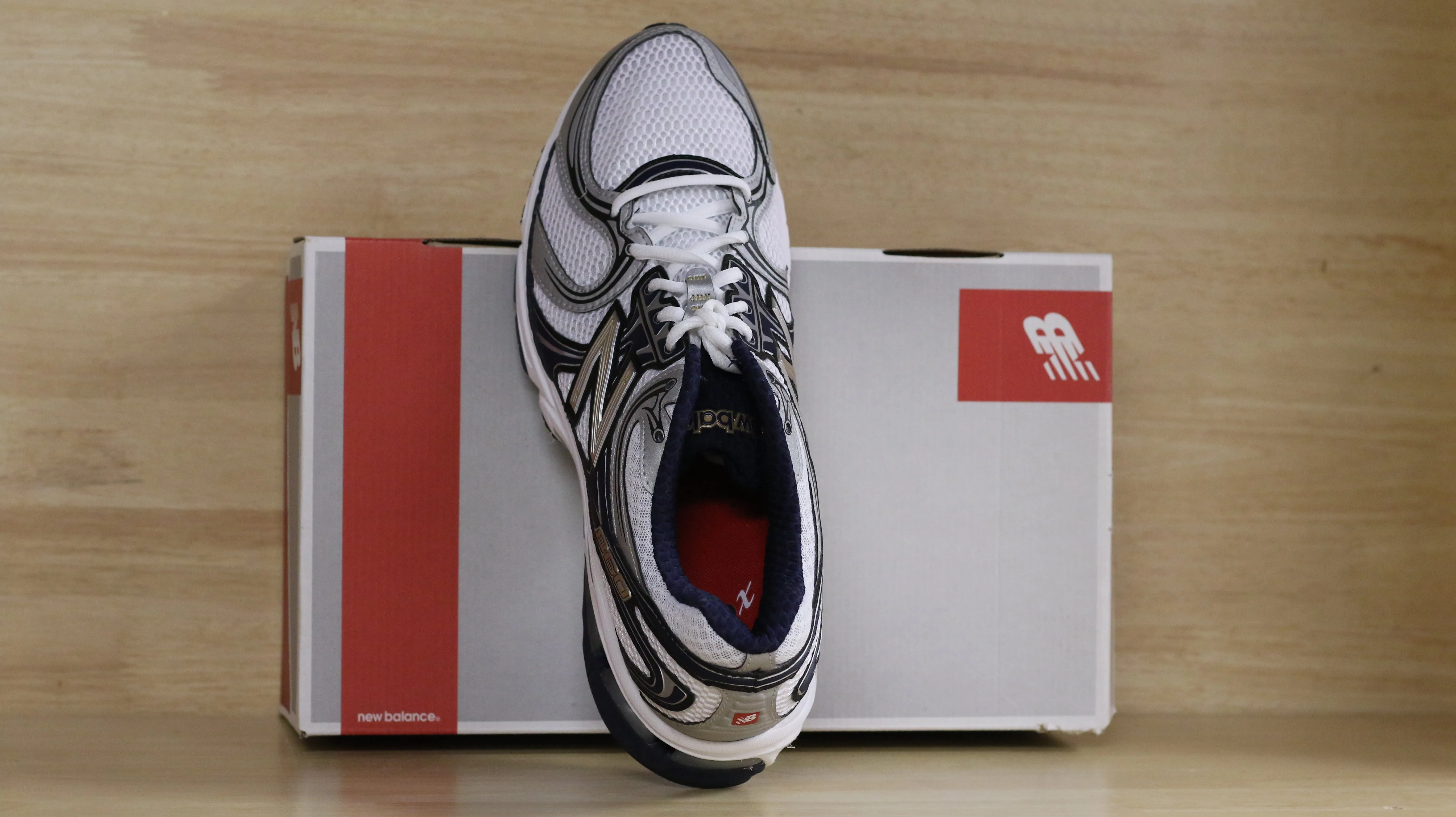 New Balance MR860NS White (men's)