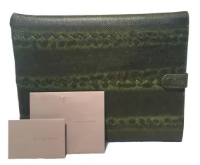 NWOT Bottega Veneta Green Lizard IPad Case with Box NWOT Bottega Veneta Green Lizard IPad Case with Box
