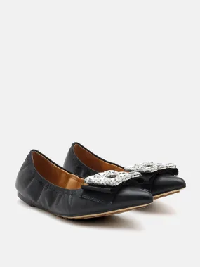 Raquel Diamante Pointed Toe Flats Raquel Diamante Pointed Toe Flats