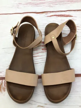 Sandals Flats By Rock And Candy  Size: 8.5 Sandals Flats By Rock And Candy  Size: 8.5